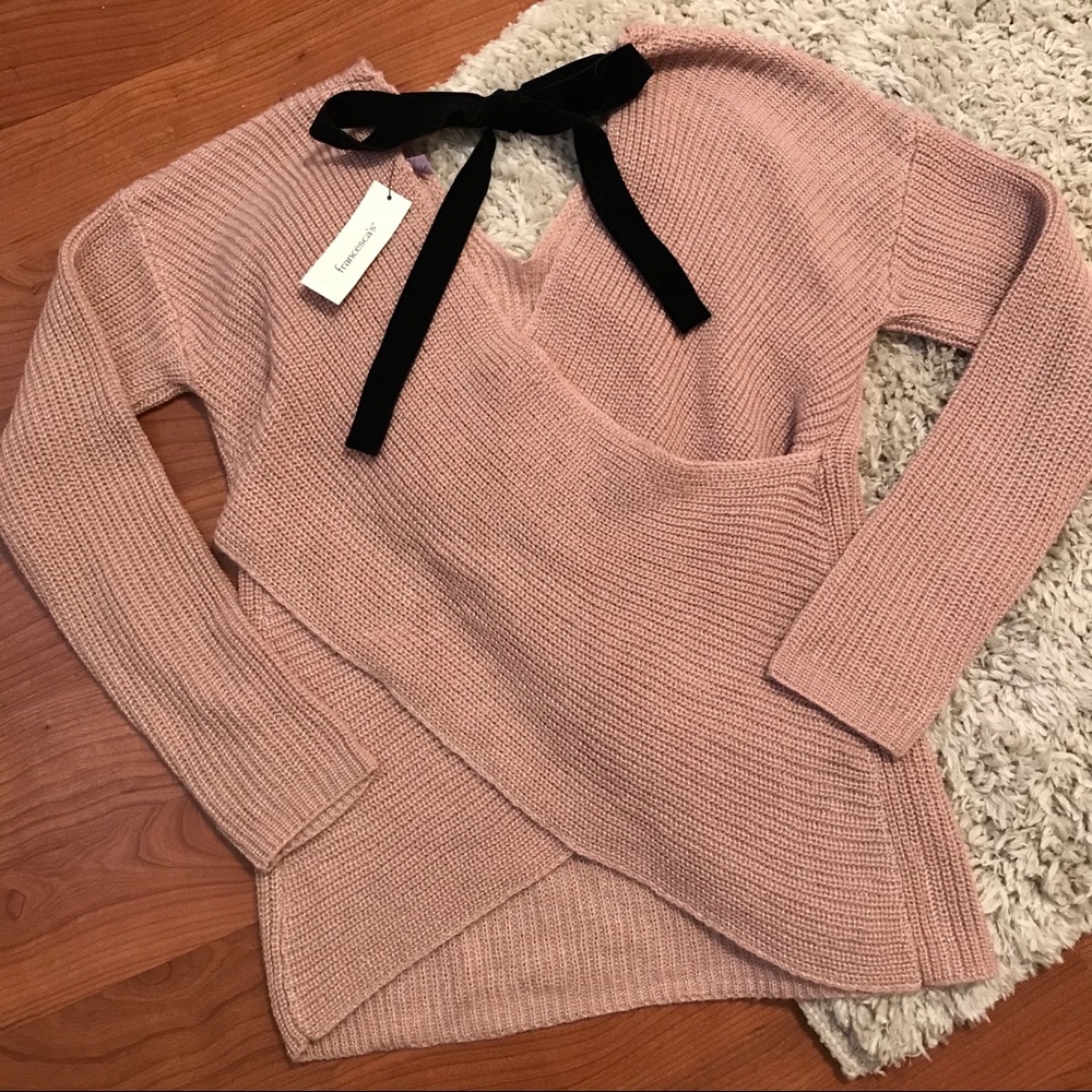 bow sweater